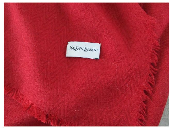Yves Saint Laurent Stola in seta e cashmere. Rosso - vista 5