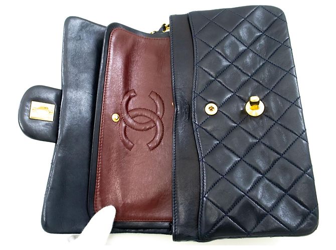 CHANEL NAVY Patta classica foderata 9"Borsa a tracolla con catena Pelle di agnello Blu navy - vista 11