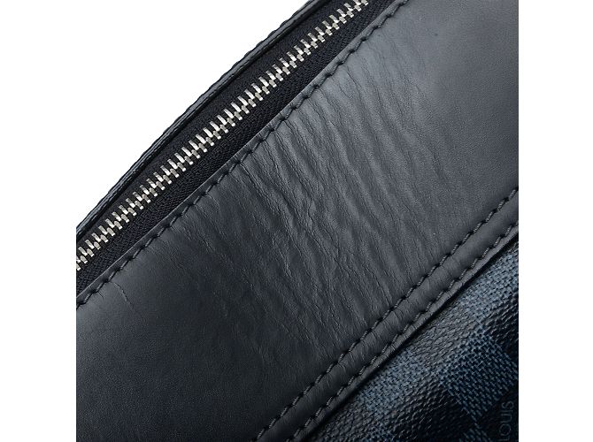 Borsa a tracolla Louis Vuitton Damier Cobalt Greenwich Messenger blu - vista 10