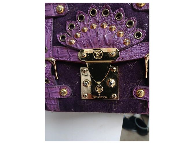 Louis Vuitton Purses, wallets, cases Purple - view 3