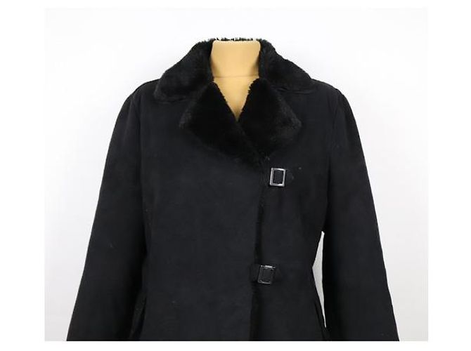 Armani Jeans Jacke aus Kunstschafsfell Schwarz - Ansicht 7