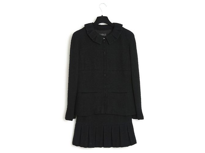 Chanel fr40 Jacket Set FW1997 Black Wool Bouclette - view 2