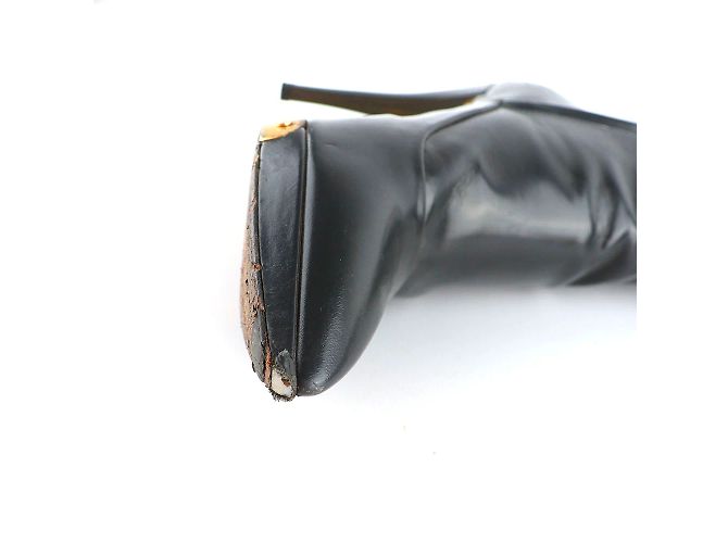 LOUIS VUITTON - Graue Leder-Stiefeletten mit Absatz (Größe 38) - Ansicht 5