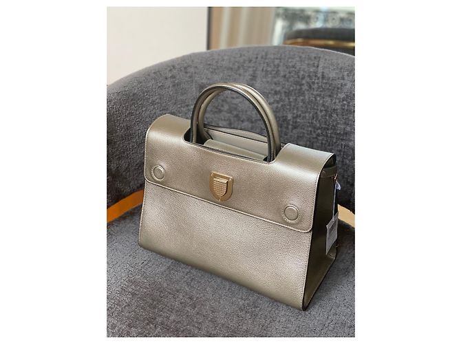 Borsa a mano Dior Diorever in Pelle Oro - vista 2