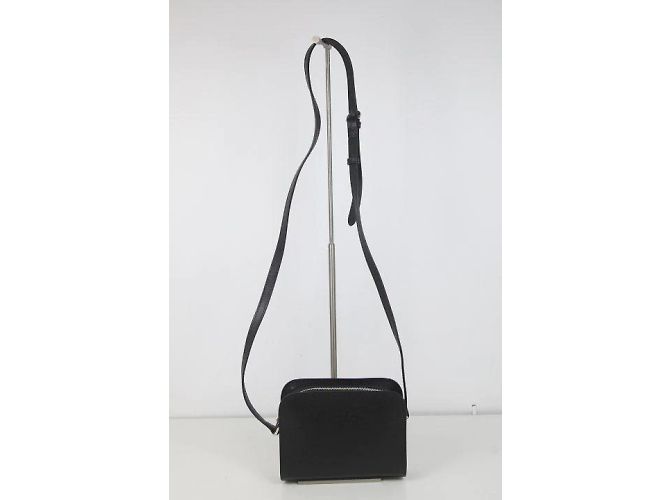 Lk Bennett Este bolso bandolera presenta un cuerpo de cuero. - vista 3