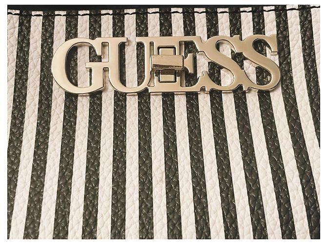 GUESS Uptown Chic Stripe weiße Tasche/Neues Schwarz - Ansicht 2