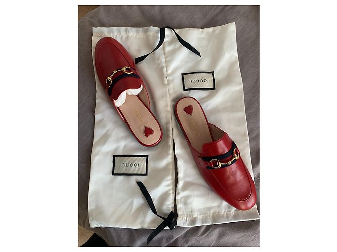Gucci Princetown Mules en Cuir Rouge Marine et Or 36,5 Bleu Marine Bijouterie dorée - vue 2