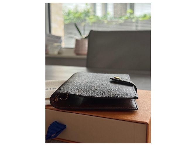 Louis Vuitton Funda de Agenda PM Monogram - vista 4