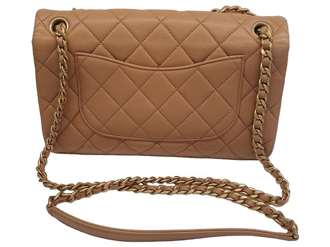 Bolsa Chanel de couro acolchoado cor camelo - vista 11