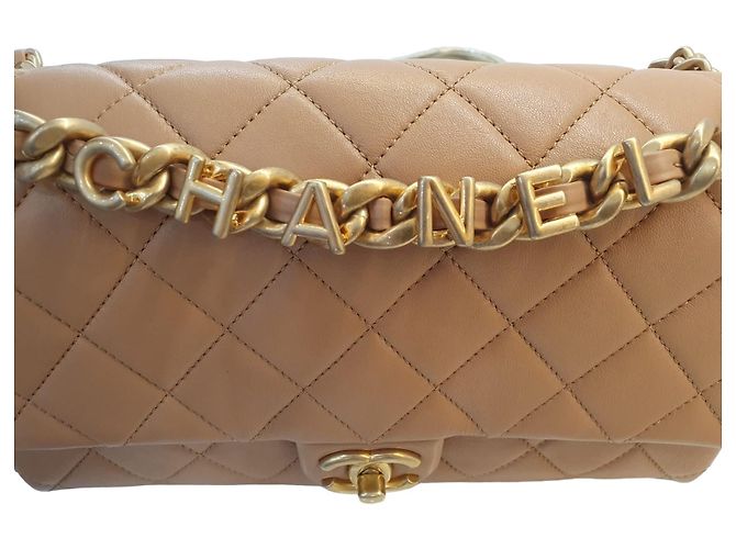 Bolsa Chanel de couro acolchoado cor camelo - vista 6