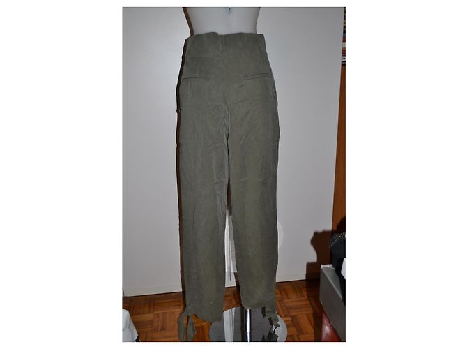 Reformation Tencel Hose mit hoher Taille Khaki - Ansicht 4