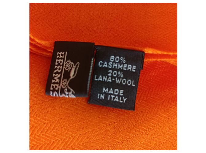 Sciarpa Hermès in Cachemire e Lana Arancione - vista 3