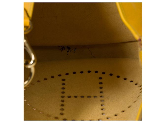 Hermès Sac HERMES Evelyne en Cuir Jaune - 101589 - vue 8