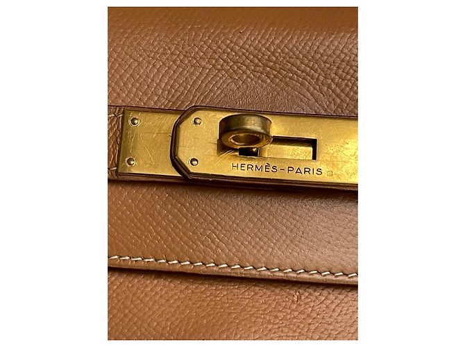 Hermès Kelly 35 Borsa in pelle color caramello - vista 2