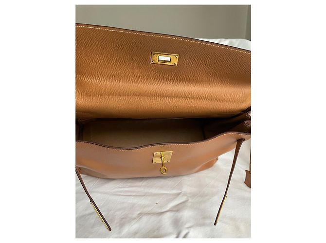 Hermès Kelly 35 Borsa in pelle color caramello - vista 5