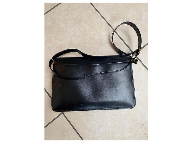 Christian Dior Handtasche aus schwarzem Leder - Ansicht 8