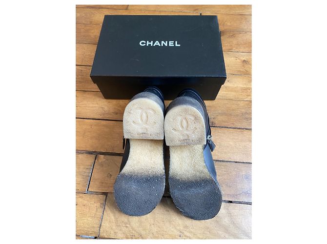 Chanel Leather Ankle Boots Black C Logo - view 9