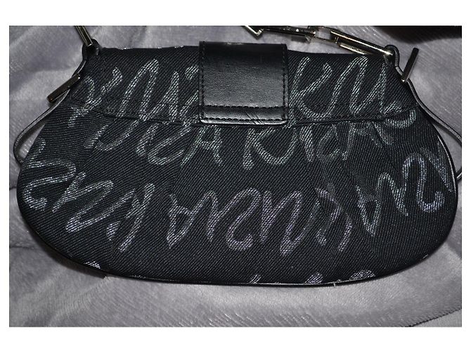 Krizia Handtasche Schwarz Silber Grau Stoff - Ansicht 4