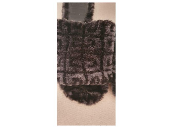 Sandali Givenchy in mohair grigio scuro Grigio antracite - vista 2