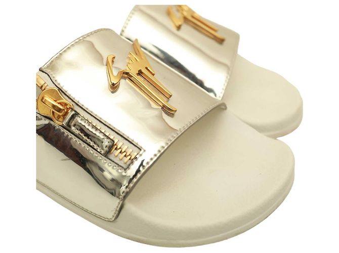Giuseppe Zanotti Brett Logo Silver Leather Zip Slides Sandalen Schuhgröße 39 Silber - Ansicht 10