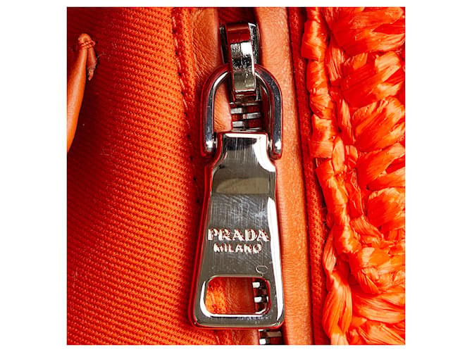 Orangefarbene Prada-Raffia-Tasche - Ansicht 8
