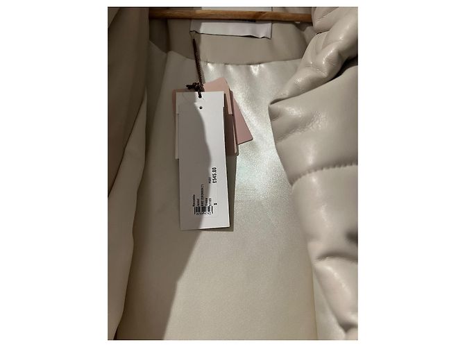 Abrigo Nanushka de piel beige - vista 3