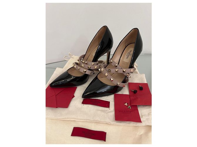 Décolleté Rockstud Valentino Garavani con cinturino caviglia vernice nera - vista 10