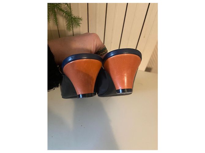 Mules Marni in pelle blu navy - vista 5