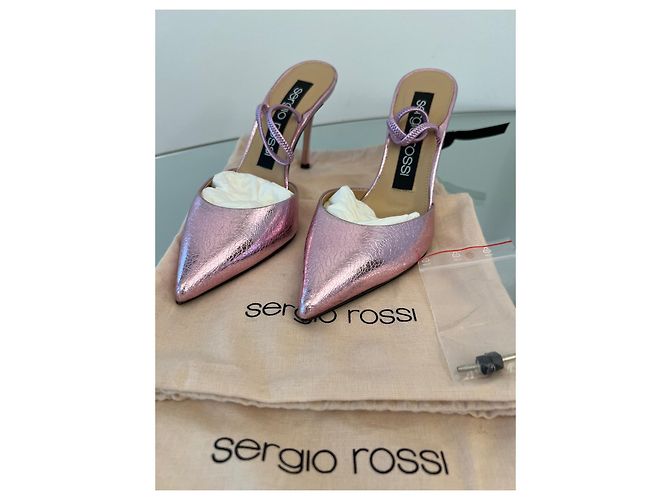 Sergio Rossi Godiva Slingbacks en cuir martelé rose clair - vue 10