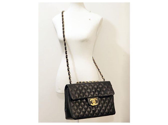 Timeless Borsa a tracolla a tracolla Chanel Classic Maxi XL Nero - vista 5