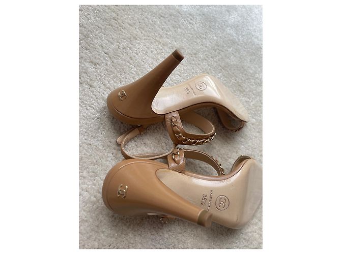 Sandali con tacco Chanel Catena Beige Pelle 36.5 - vista 6