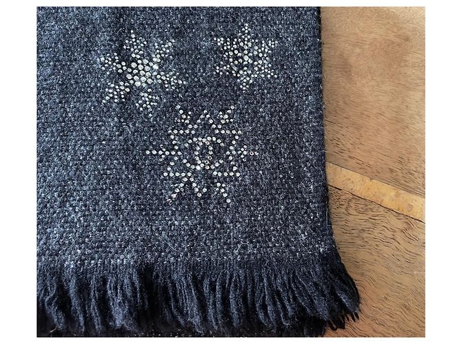 Sciarpa o stola 100% Chanel in cashmere Nero Grigio antracite - vista 7