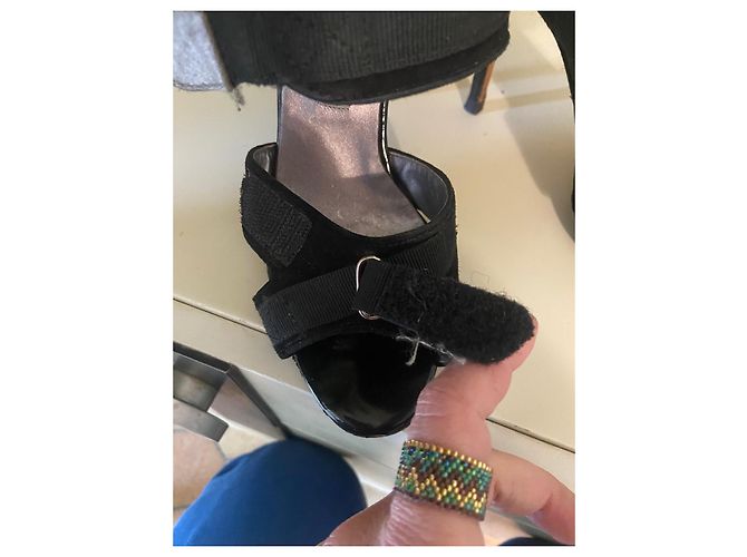 Sandali Manolo Blahnik Skitta in pelle nera Nero - vista 4