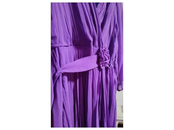 Autre Marque Vestido midi La Musa de seda roxo com flor e laço Roxo escuro - vista 2
