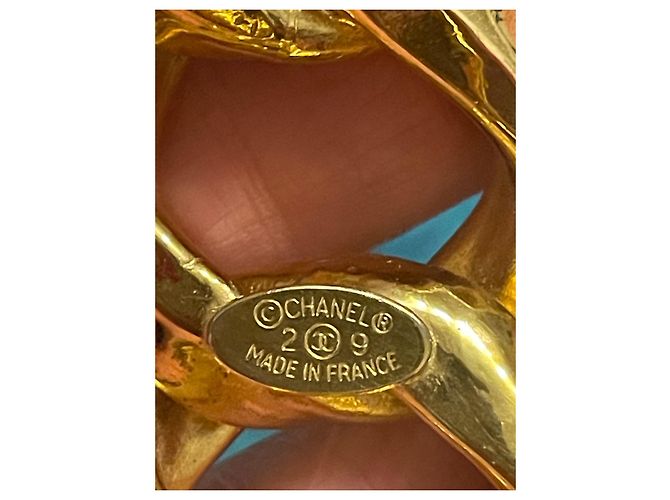 Bracciale Chanel a Manchette con Grandi Maglie Oro D'oro - vista 7