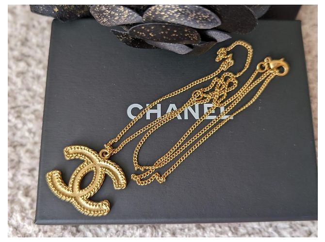 Chanel CC 12P logo XL Scatole per set di orecchini e collane GHW tono giallo - vista 11