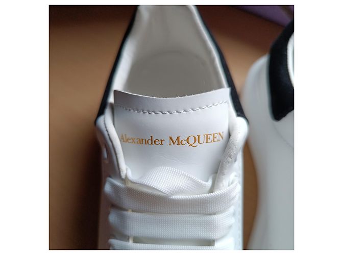Baskets Oversize- Alexander Mcqueen- Blanc-Cuir - vue 2