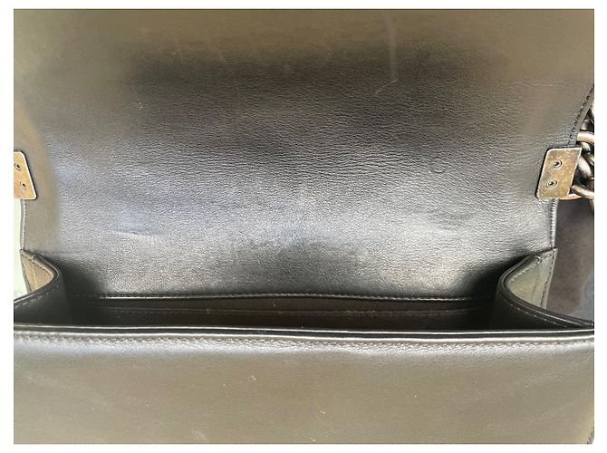 Borsa a mano Chanel Boy in pelle nera Nero - vista 15