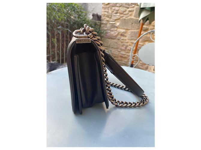 Borsa a mano Chanel Boy in pelle nera Nero - vista 2