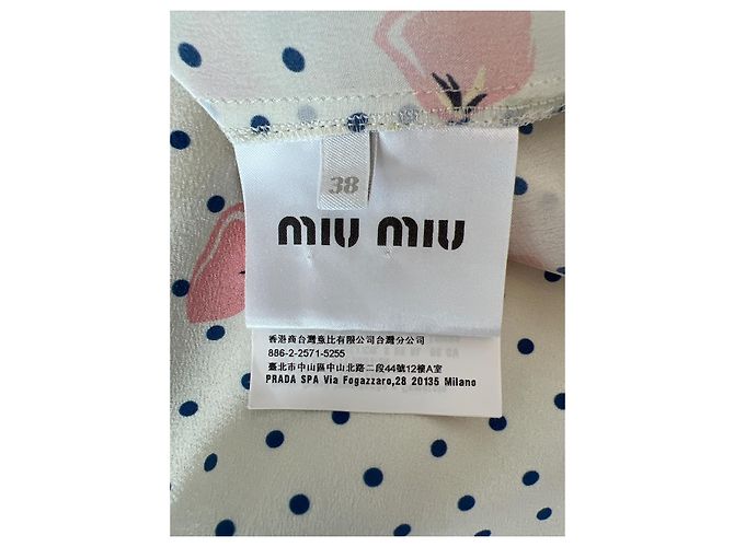 Conjunto Miu Miu de seda com estampa de bolinhas e shorts Multicor - vista 9