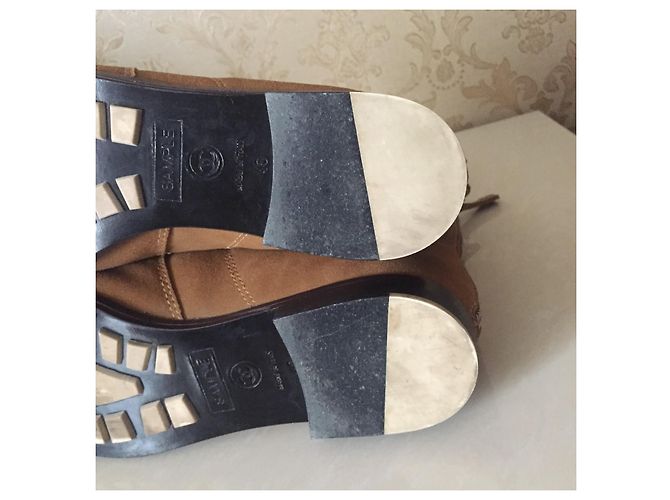 Chanel Ankle Boots Camel Leather - view 10