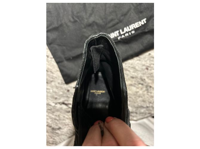 Botas Saint Laurent de cuero negro con encaje - vista 6