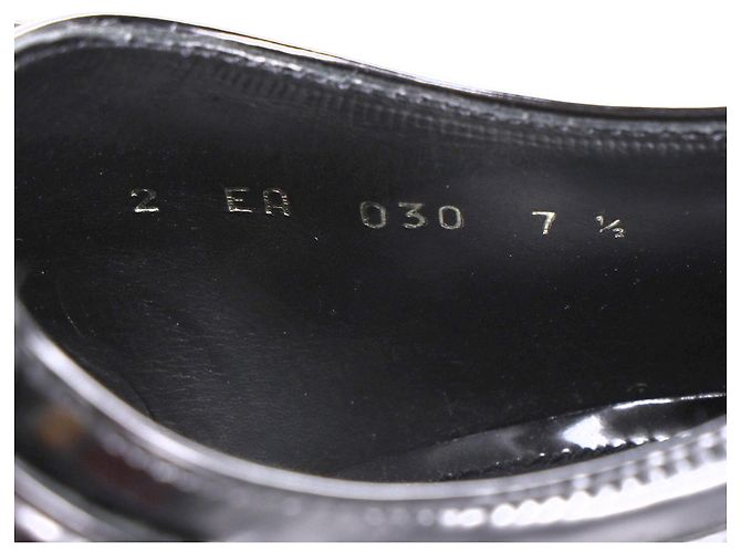 Brogue stringate Prada in pelle verniciata nera - vista 7
