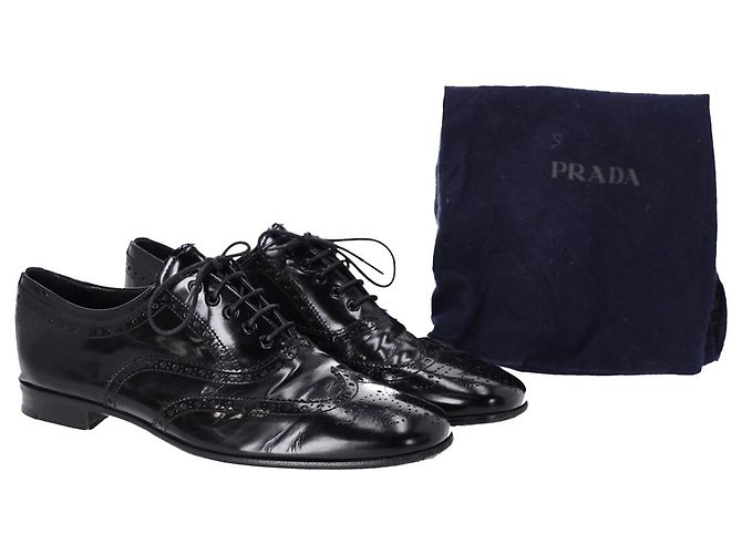Brogue stringate Prada in pelle verniciata nera - vista 8