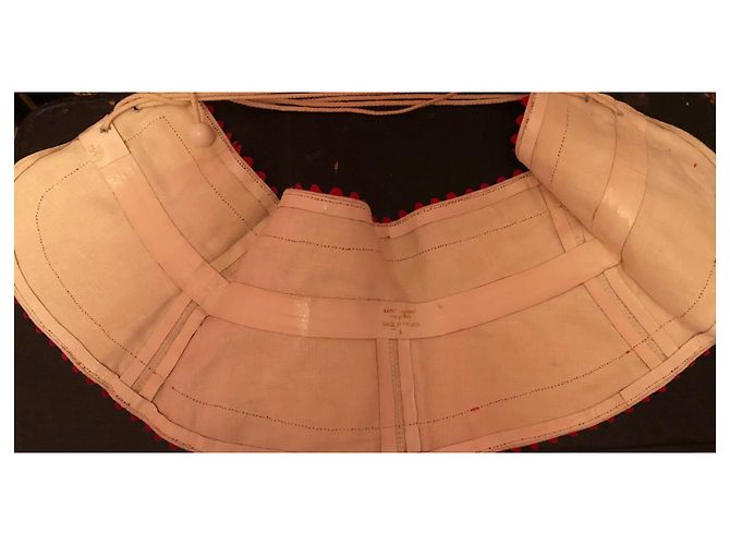 Yves Saint Laurent Collezione di balletti russi - opera Rosso Beige - vista 4