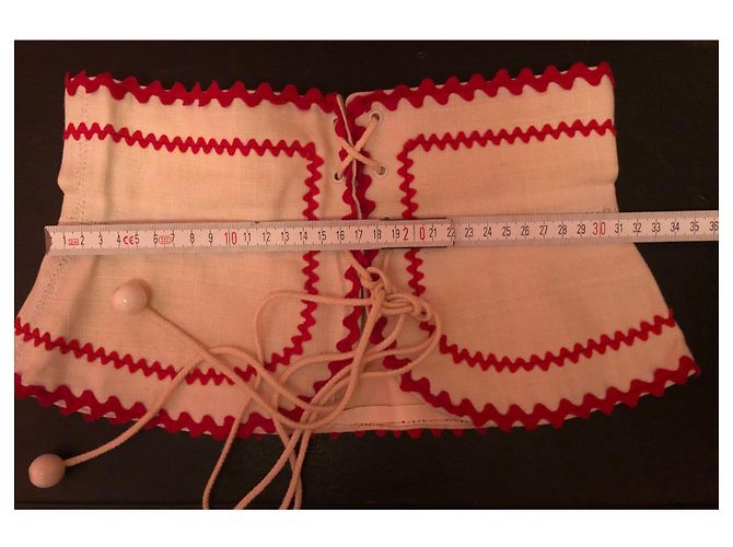 Yves Saint Laurent Collezione di balletti russi - opera Rosso Beige - vista 5