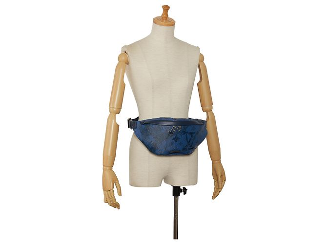 Bumbag Marsupio Louis Vuitton Aquagarden Discovery con monogramma blu - vista 8