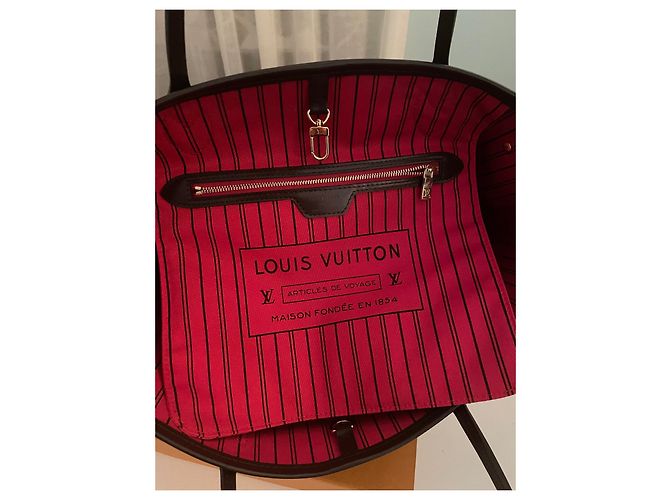 Louis Vuitton Neverfull MM Marron - vue 5