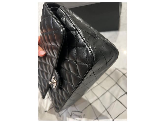 Borsa a mano Chanel Timeless in pelle di agnello nera Nero - vista 4