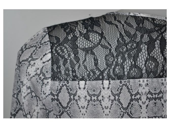 Langer Patrizia Pepe Pullover mit Spitzendetails Mehrfarben - Ansicht 3